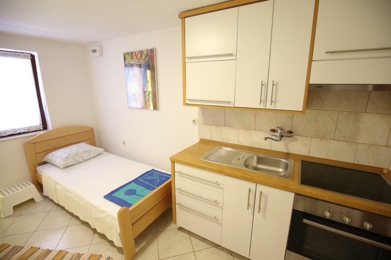 Apartments Paleka Petrčane Kültér fotó