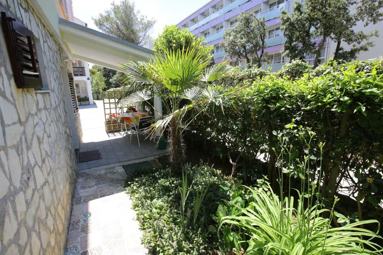 Apartments Paleka Petrčane Kültér fotó