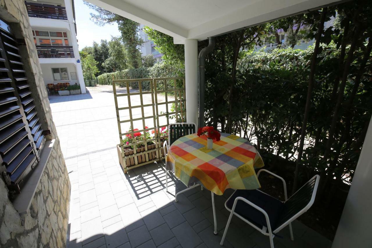 Apartments Paleka Petrčane Kültér fotó