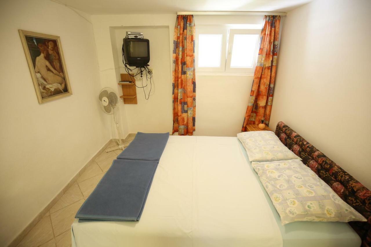 Apartments Paleka Petrčane Kültér fotó