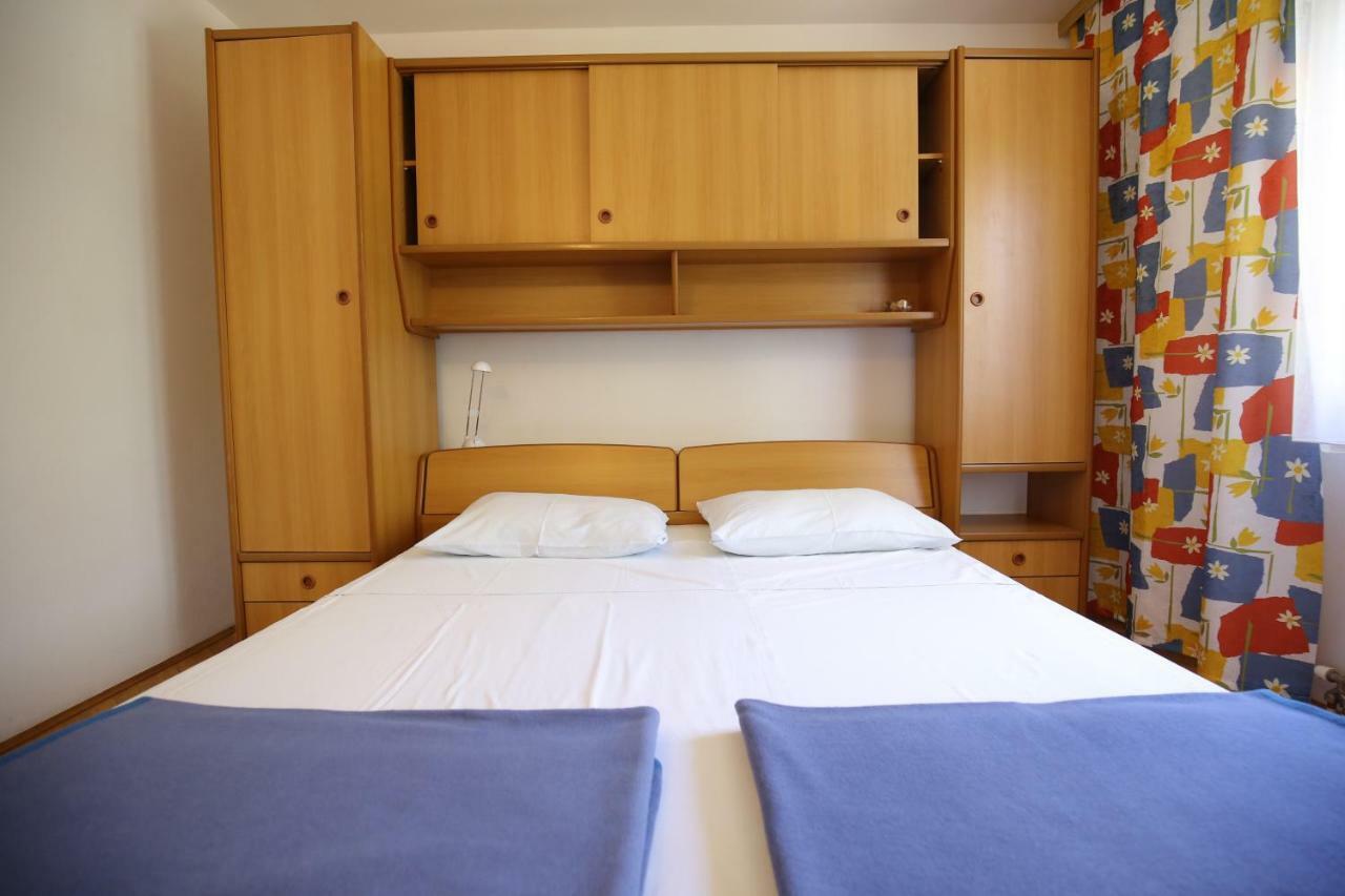Apartments Paleka Petrčane Kültér fotó