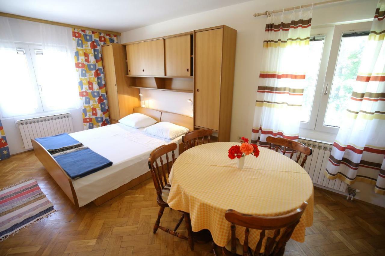 Apartments Paleka Petrčane Kültér fotó