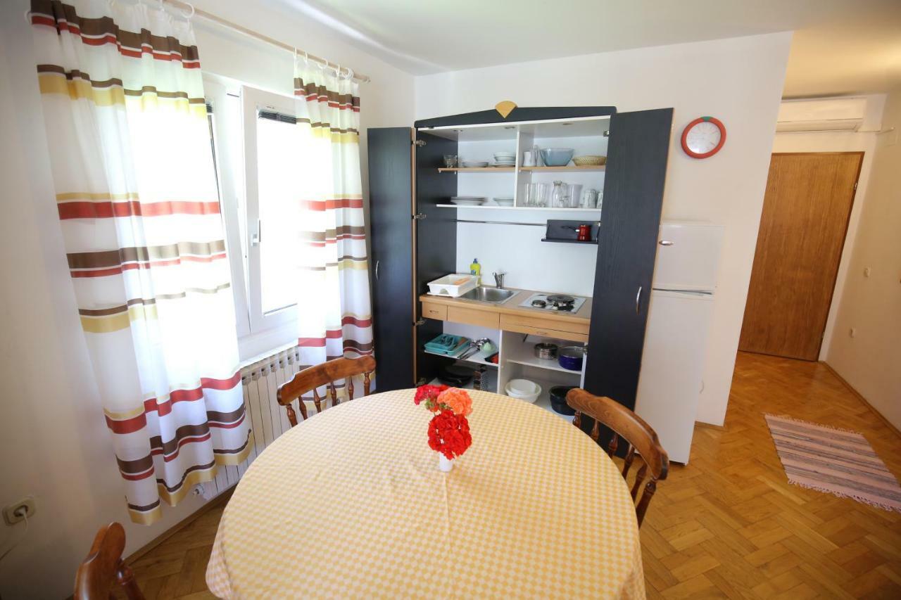 Apartments Paleka Petrčane Kültér fotó